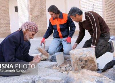از سنگ تراشی مسجد جامع یزد تا خلق بشقاب های حکاکی شده