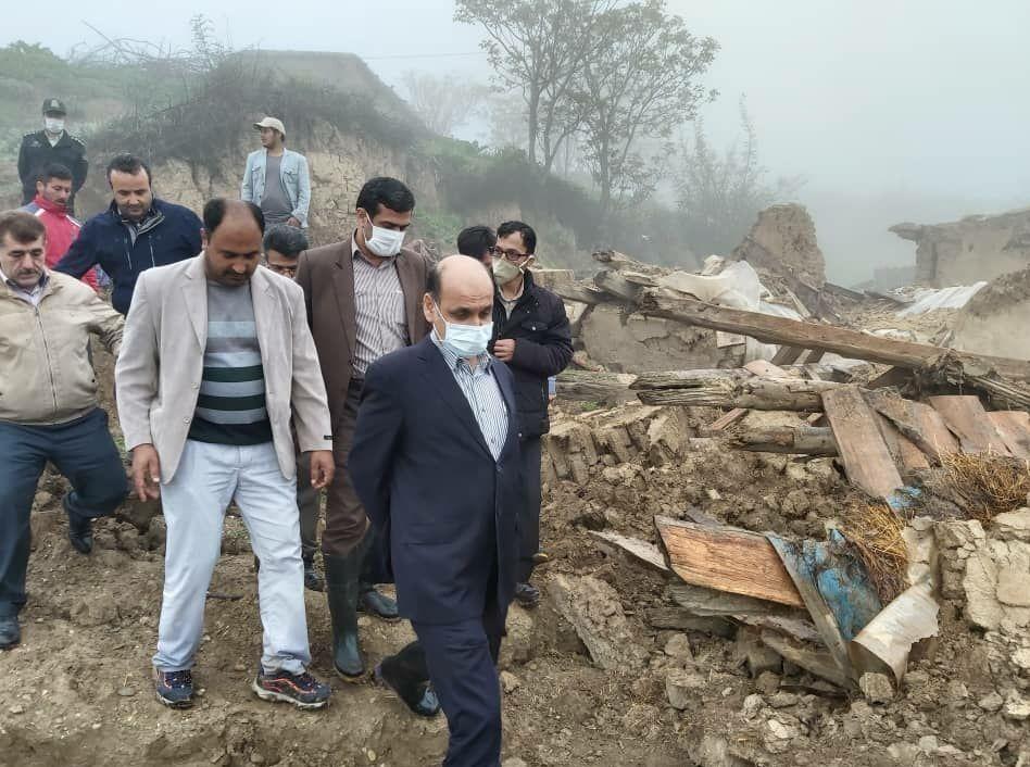 خبرنگاران ساختمان های تخریب شده از رانش مراوه تپه تا شهریور ساخته می گردد