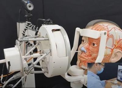 خبرنگاران رباتی که آزمایش تشخیص کرونا انجام می دهد