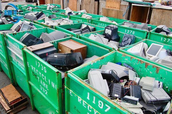 دانش آموزان این شهر زباله های الکترونیک را بازیافت می نمایند ، بازگشت بیش از دو میلیون دستگاه خراب به چرخه زندگی