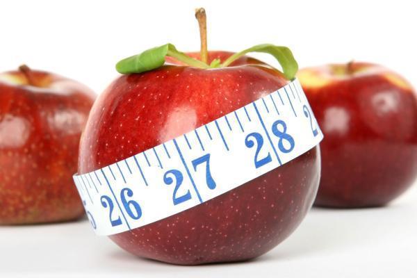 10 ماده غذایی برتر برای کاهش چربی دور شکم